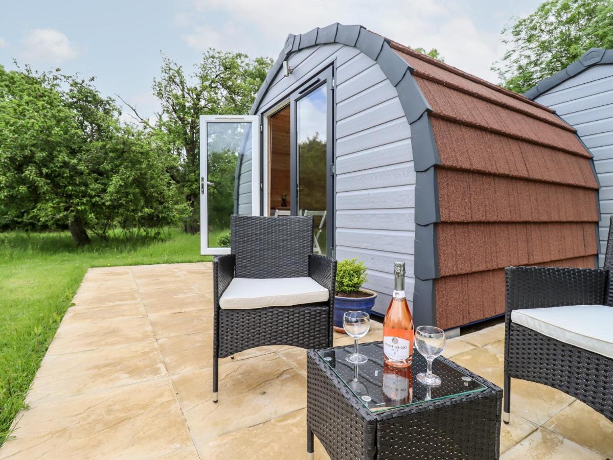 Meadow Lodge Berrys Place Farm Gloucester Exterior foto